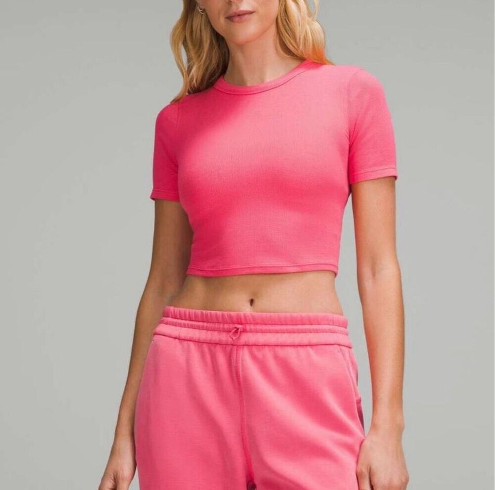 Lululemon Hold Tight Straight-Hem Cropped Gaze Pink Sz 8 T-Shirt